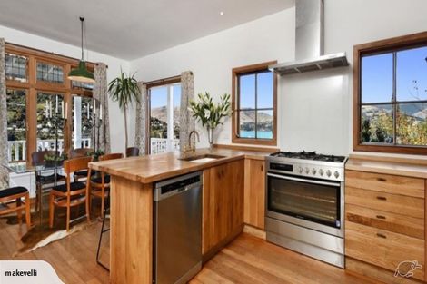 Photo of property in 7 Ticehurst Road, Lyttelton, 8082