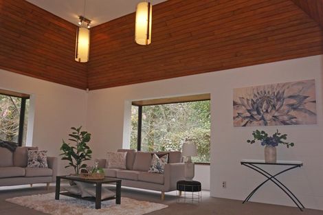 Photo of property in 25 Heatherlea Road East, Levin, 5571