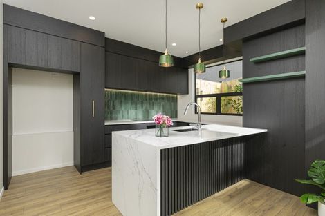 Photo of property in 102 Te Oneroa Way, Long Bay, Auckland, 0630