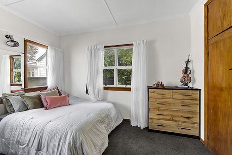 Photo of property in 51 Union Street, Hawera, 4610