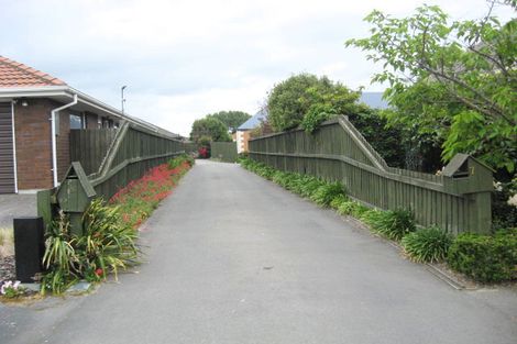 Photo of property in 5 Thornwood Place, Redwood, Christchurch, 8051