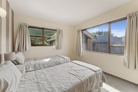 Photo of property in 38 Walton Avenue, Waikanae, 5036