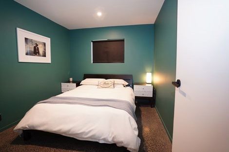 Photo of property in 2 Justin Place, Te Atatu Peninsula, Auckland, 0610