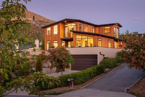 Photo of property in 115 Cotter Avenue, Arrowtown, 9302