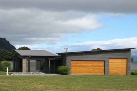 Photo of property in 183 Lisland Drive, Kinloch, Taupo, 3377