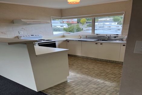 Photo of property in 7b Portland Street, Welcome Bay, Tauranga, 3112