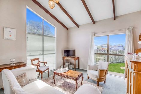 Photo of property in 85 Fitzherbert Avenue, Tawhero, Wanganui, 4501