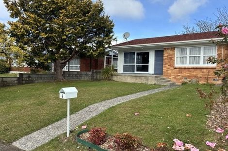 Photo of property in 4 Cranwell Place, Hillcrest, Hamilton, 3216