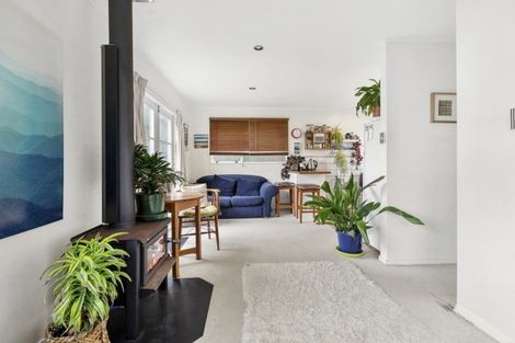 Photo of property in 35 Happy Valley Road, Owhiro Bay, Wellington, 6023