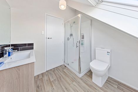 Photo of property in 8 Pinehurst Place, Wattle Downs, Auckland, 2103