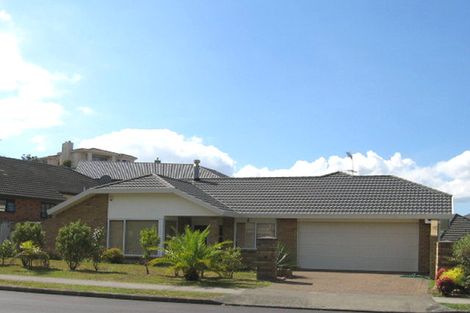 Photo of property in 37 Picasso Drive, West Harbour, Auckland, 0618