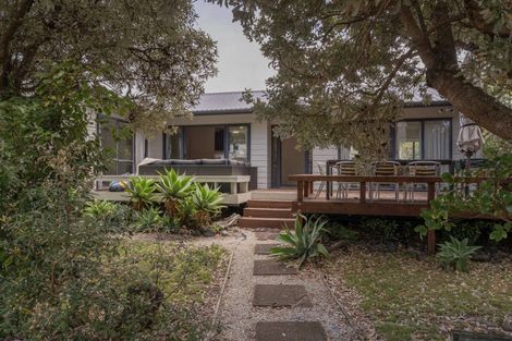 Photo of property in 2 Bagnall Place, Pauanui, Hikuai, 3579