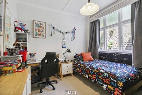 Photo of property in Coburn House, 246 Oriental Parade, Oriental Bay, Wellington, 6011