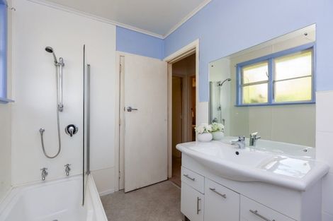 Photo of property in 4 Porter Place, Paekakariki, 5034