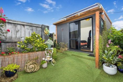 Photo of property in 19 Domain Road, Weymouth, Auckland, 2103