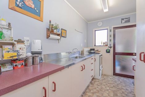 Photo of property in 2 Summer Lane, Tairua, 3508