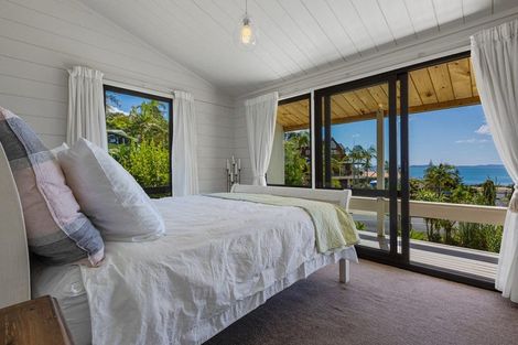 Photo of property in 46 Stratford Drive, Cable Bay, 0420