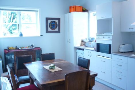 Photo of property in 21 Alberta Street, Point Chevalier, Auckland, 1022