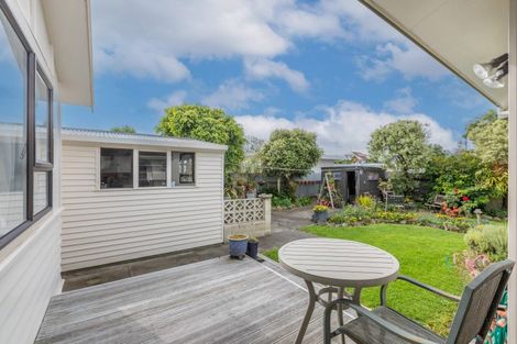 Photo of property in 76 Meeanee Quay, Westshore, Napier, 4110