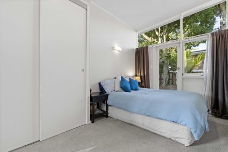 Photo of property in 2 Bushlands Place, Opaheke, Papakura, 2113