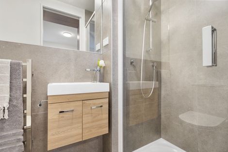 Photo of property in 2/69 Tiketike Way, Brooklyn, Wellington, 6021