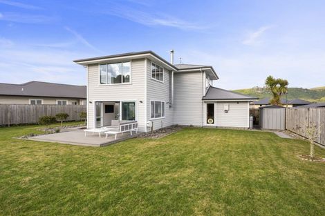 Photo of property in 42 Pukeko Way, Kinloch, Taupo, 3377