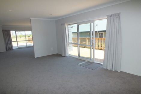 Photo of property in 387 Estuary Road, South New Brighton, Christchurch, 8062