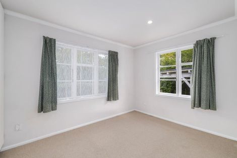 Photo of property in 38 Hollyford Avenue, Bryndwr, Christchurch, 8053