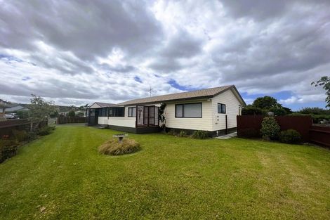 Photo of property in 10 Ruby Place, Orewa, 0931