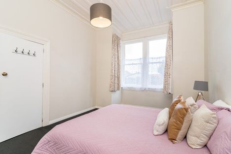 Photo of property in 4 Bathgate Street, South Dunedin, Dunedin, 9012