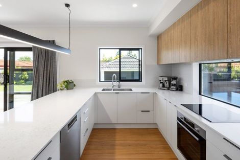 Photo of property in 63 Braid Road, St Andrews, Hamilton, 3200