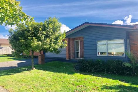 Photo of property in 12 Driftwood Drive, Red Beach, 0932