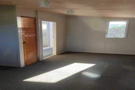 Photo of property in 1/4 Richmond Street, Waitara, 4320