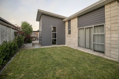 Photo of property in 27 Chalgrove Road, Huntington, Hamilton, 3210