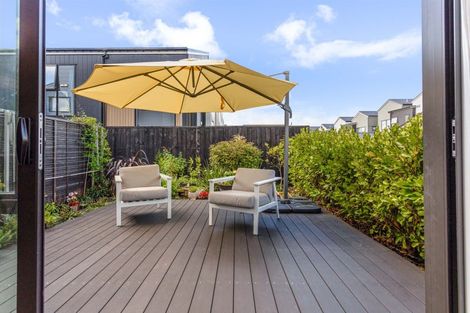 Photo of property in 20 Tuamaka Lane, Hobsonville, Auckland, 0616