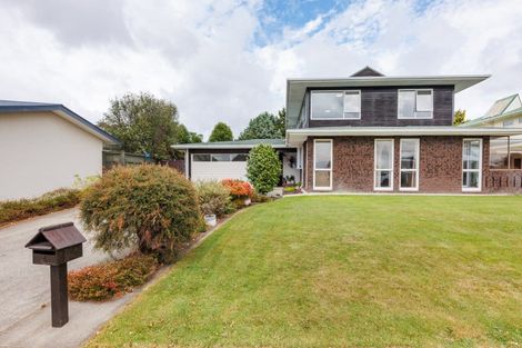 Photo of property in 4 Anaru Place, Awapuni, Palmerston North, 4412