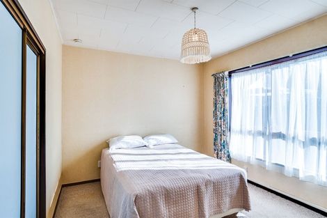 Photo of property in 67 Puketapu Road, Taradale, Napier, 4112