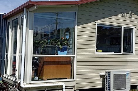 Photo of property in 50 Onslow Street, Bluff, 9814