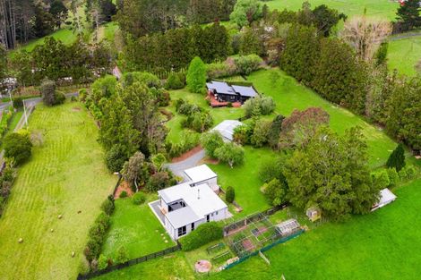Photo of property in 106 Sanders Road, Paremoremo, Albany, 0793
