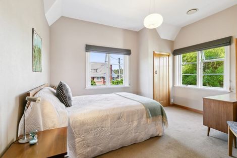 Photo of property in 4 Nicholson Road, Khandallah, Wellington, 6035