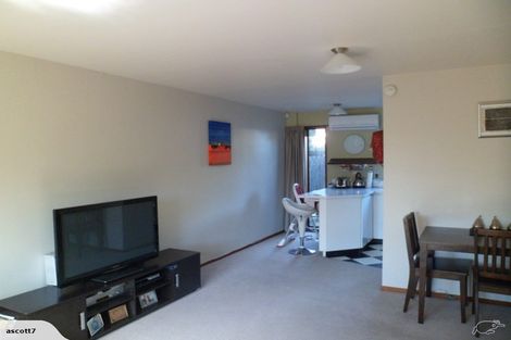 Photo of property in 2/2 Canon Street, St Albans, Christchurch, 8014