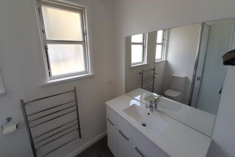 Photo of property in 16 Primrose Street, Northcote, Christchurch, 8052