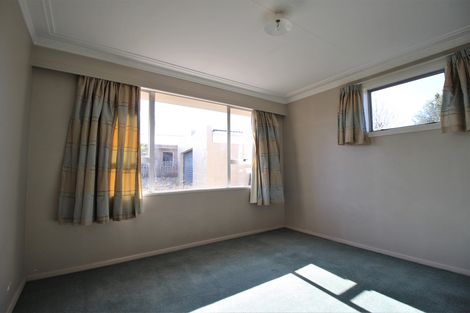 Photo of property in 8 Campbell Street, Alexandra, 9320