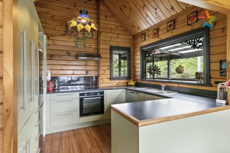 Photo of property in 1 Cottle Heath Close, Manor Park, Lower Hutt, 5019