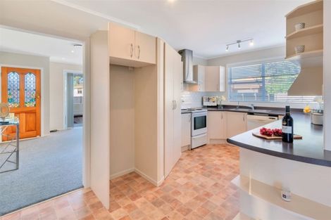 Photo of property in 81 Sturges Road, Henderson, Auckland, 0612