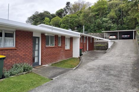 Photo of property in 36 Cumberland Street, Merrilands, New Plymouth, 4312