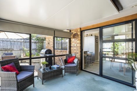 Photo of property in 1/6 Marbeth Court, Botany Downs, Auckland, 2010