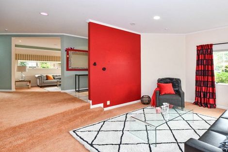 Photo of property in 5 Silkwood Grove, Totara Heights, Auckland, 2105