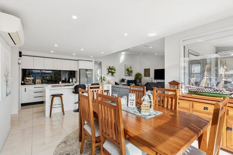 Photo of property in 31 Saint Pauls Drive, Brookfield, Tauranga, 3110