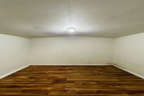 Photo of property in 30 Ferry Parade, Herald Island, Auckland, 0618